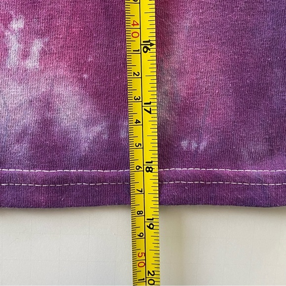 Tie Dyed Shirt Size 2T 2T 3T Purple Pink  White Gildan Girls 100% Cotton EUC - Picture 5 of 11